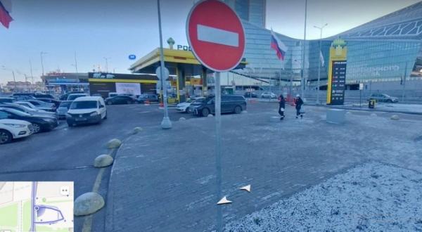 &laquo;Театральная&raquo; и &laquo;Лахта&raquo; породнились через &laquo;Роснефть&raquo;. Как воткнуть метро среди заправок
