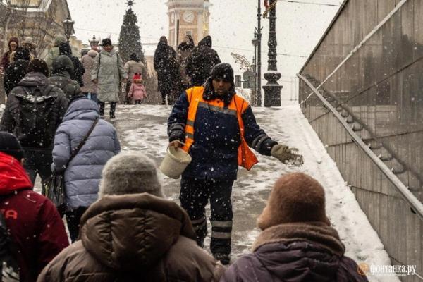 Золотая соль. Кто и сколько заработал на реагентах в Петербурге