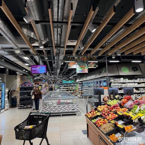 Смерть на &laquo;Перекрёстке&raquo;. Как гибель посетителя в Петербурге встряхнула бизнес продуктового гиганта 