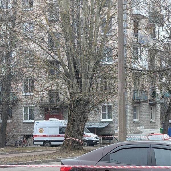 &laquo;И сразу вспышка, бабах!&raquo; Первые кадры и комментарии из Кронштадта после сегодняшней ночи