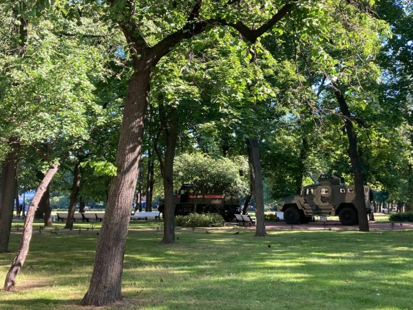 Шойгу слева, а Кронштадт не для всех. Как прошел главный военно-морской парад в Петербурге