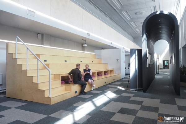 Инженеры вместо айтишников и концерты под открытым небом. Как за два года изменился ДК имени Кирова