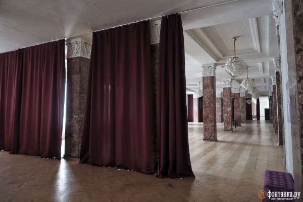 Инженеры вместо айтишников и концерты под открытым небом. Как за два года изменился ДК имени Кирова