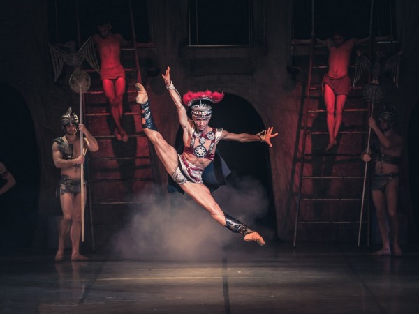 Куда пойти 25&ndash;27 августа: &laquo;Ленинградские мосты&raquo;, Epic Con и встреча с Сокуровым