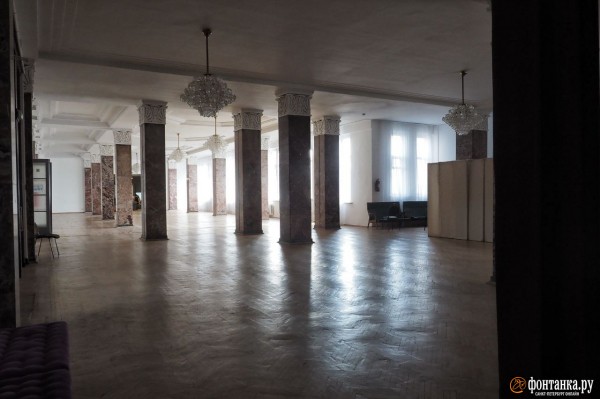 Инженеры вместо айтишников и концерты под открытым небом. Как за два года изменился ДК имени Кирова