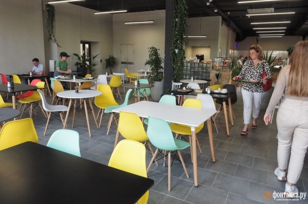 Инженеры вместо айтишников и концерты под открытым небом. Как за два года изменился ДК имени Кирова