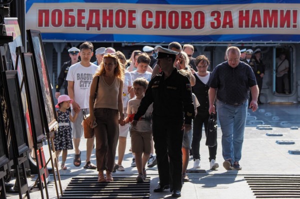 Петербургу показали, в чем сила. Что &laquo;Иван Грен&raquo; привез в рамках агитационно-пропагандистской акции