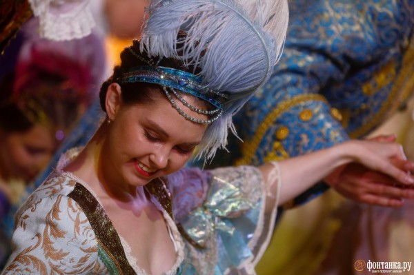 &laquo;Конгресс танцует&raquo;. В Царском Селе отгремел Петровский бал с VIP-гостями из Германии