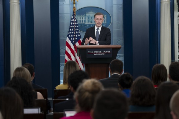 &laquo;Симптомы того, что движение началось&raquo;. Политологи &mdash; о последних переговорах по Украине