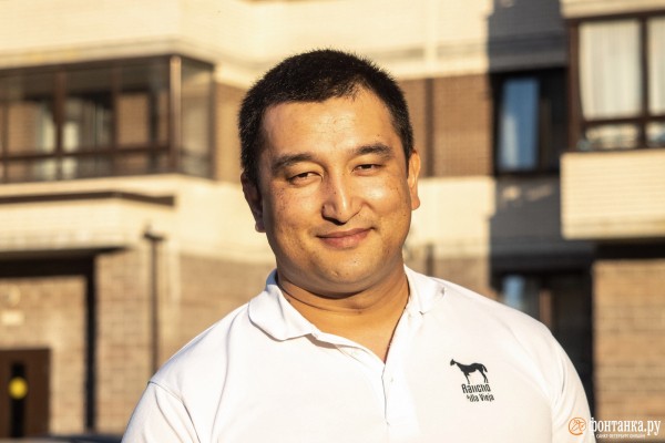 Тариф &laquo;Детский&raquo;. Петербургский таксист принял роды у пассажирки