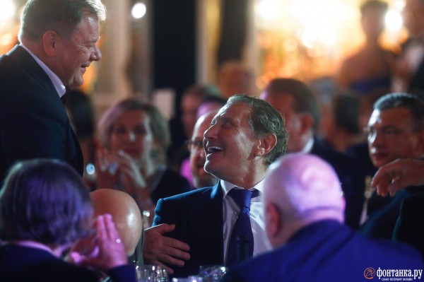 &laquo;Конгресс танцует&raquo;. В Царском Селе отгремел Петровский бал с VIP-гостями из Германии