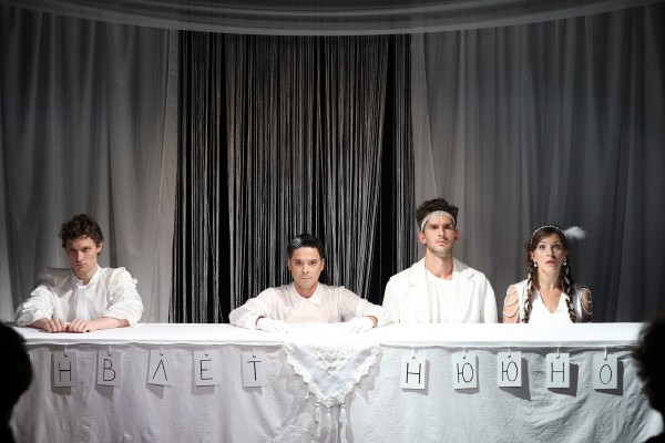 Премьера "Сон в летнюю ночь": добрая и легкая комедия о забавных героях