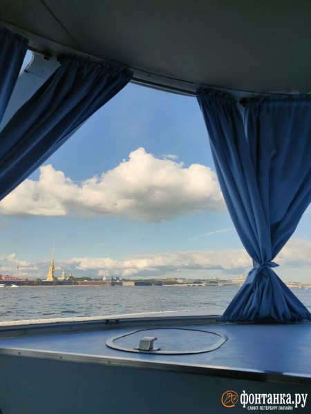 В Петербурге возрождают водный транспорт для горожан. Кому он будет нужен и сколько будет стоить