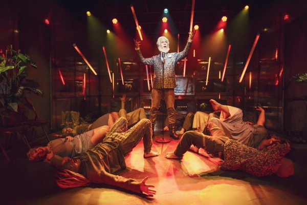 Очень странная зима: рецензия на спектакль &laquo;Айсвилль&raquo; в театре &laquo;Приют комедианта&raquo;