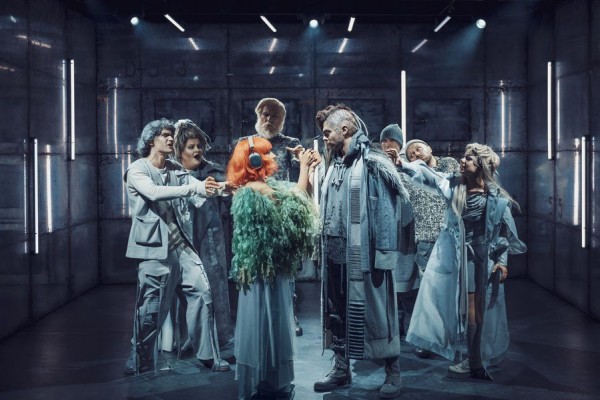 Очень странная зима: рецензия на спектакль &laquo;Айсвилль&raquo; в театре &laquo;Приют комедианта&raquo;