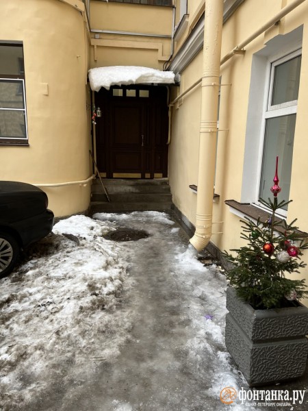 Непроходимый Петербург: читатели &laquo;Фонтанки&raquo; подхватили скользкую тему