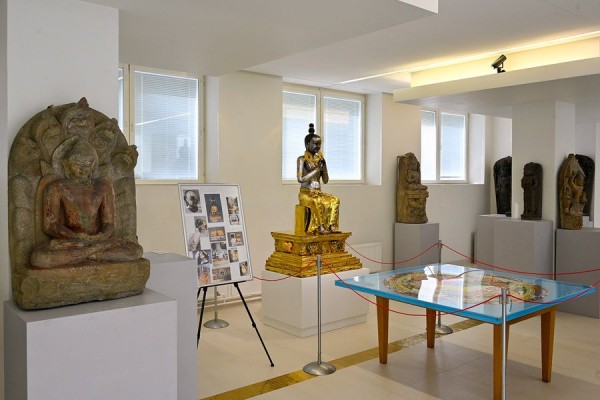 В Эрмитаже отреставрировали статую Будды Майтреи