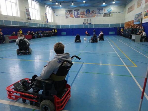 В Петербурге прошел турнир по футболу на электроколясках