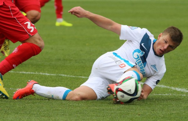 Аршавин заявил, что неудачи "Зенита" связаны с Глушенковым и Венделом