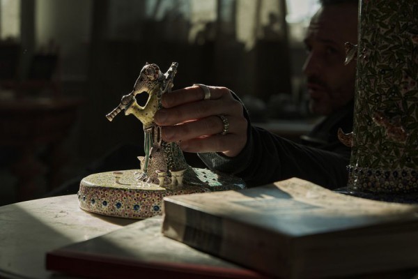 Хочу, чтобы красота пронизывала быт человека: интервью с художником Никитой Макаровым