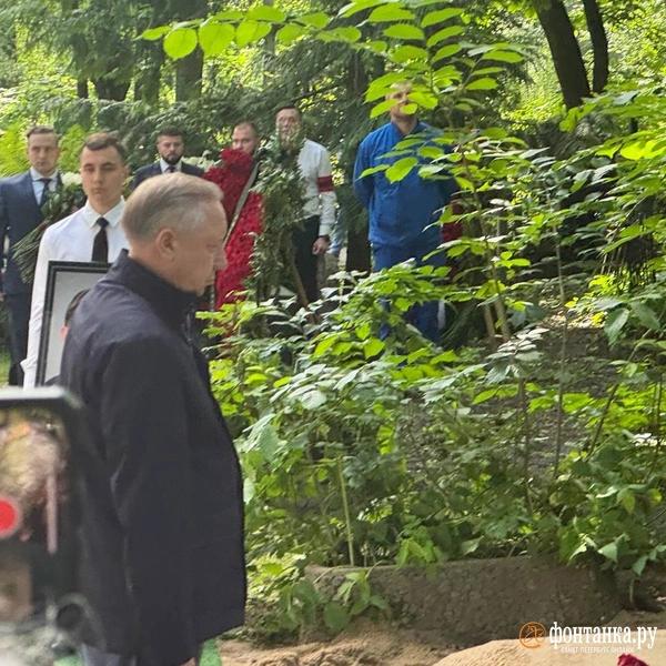 «Честь имею». Как в Петербурге проводили в последний путь Романа Старовойта «Честь имею». Как в Петербурге проводили в последний путь Романа Старовойта
