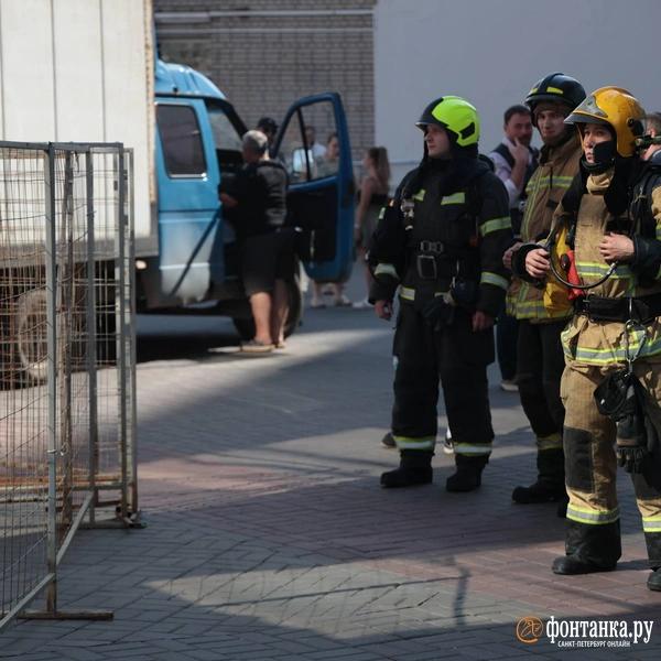 &laquo;Макси Сопот&raquo; не вписался в габариты. Почему сносят популярный ТЦ на Васильевском острове