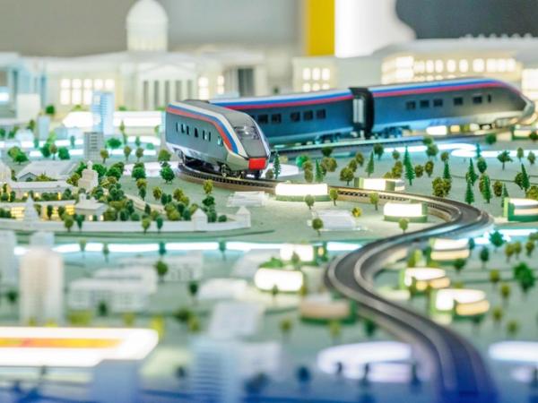Вселенная ВСМ. В Петербурге обсудили, когда запустят городские рельсы для магистрали 