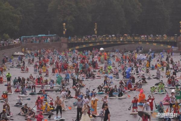 &laquo;Фонтанка SUP &mdash; 2025&raquo;. Лучшие кадры юбилейного фестиваля &mdash; ищите себя на фото и видео