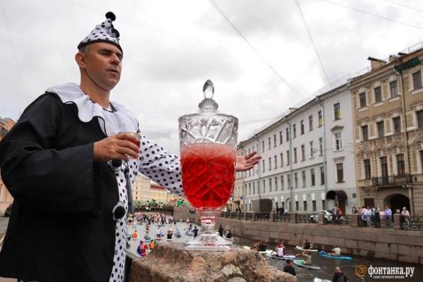 &laquo;Фонтанка SUP &mdash; 2025&raquo;. Лучшие кадры юбилейного фестиваля &mdash; ищите себя на фото и видео