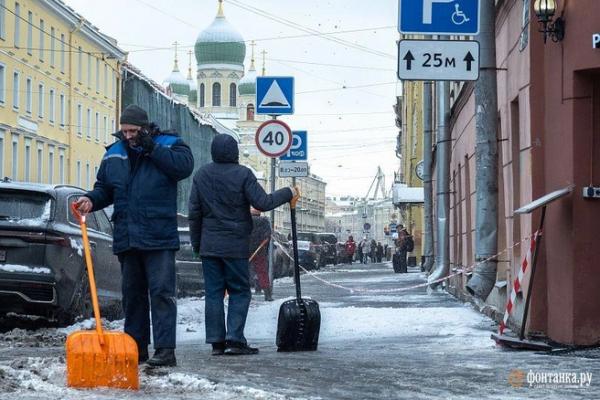 Как Петербург готовят к зиме &mdash; рассказали чиновники Смольного 