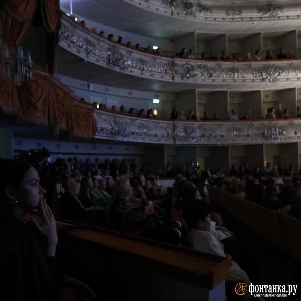 Уж полночь близится, а Кехмана всё нет. Михайловский открыл сезон «Пиковой дамой» Уж полночь близится, а Кехмана всё нет. Михайловский открыл сезон «Пиковой дамой»