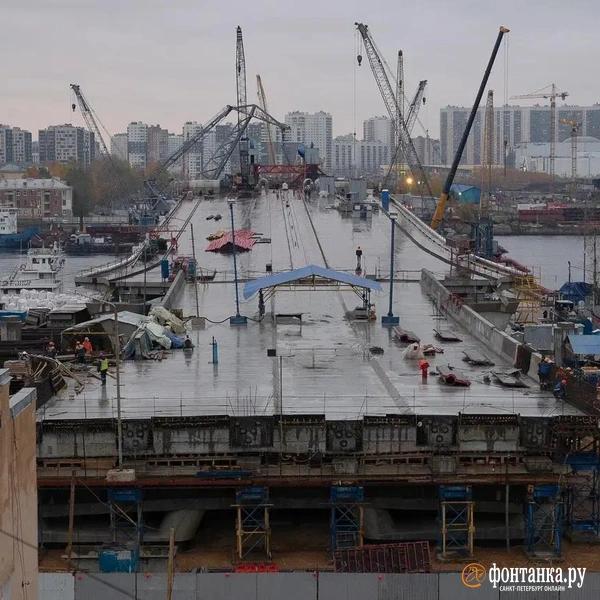 &laquo;40 лет никто этого не делал&raquo;. Как строят Большой Смоленский мост 