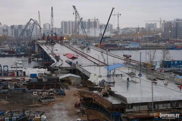 &laquo;40 лет никто этого не делал&raquo;. Как строят Большой Смоленский мост 