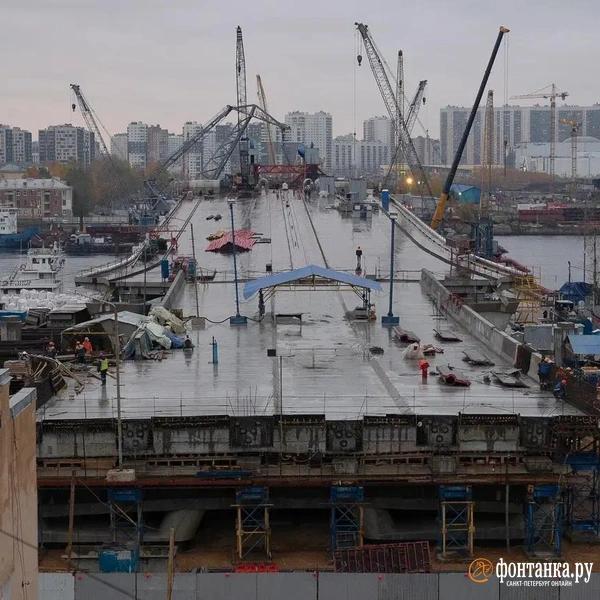 &laquo;40 лет никто этого не делал&raquo;. Как строят Большой Смоленский мост 