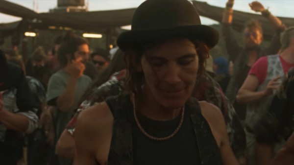 Главные кинопремьеры и сериалы недели: от &laquo;Сирата&raquo; до нового &laquo;Робин Гуда&raquo;