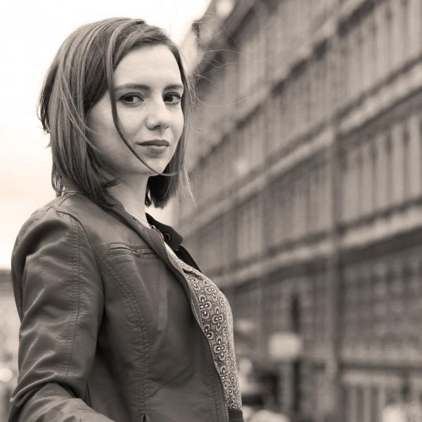 Выселить за 30 минут. В центре Петербурга жильцов дома попросили с вещами на выход из-за аварийной стены