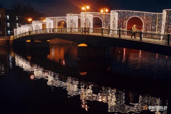 Гуляем по новогоднему Петербургу с &laquo;Фонтанкой&raquo;