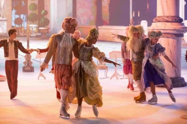 Куда пойти 31 декабря &mdash; 11 января: &laquo;Новогодняя кутерьма&raquo;, диско под бой курантов, новые Чебурашка, Буратино и Джармуш 