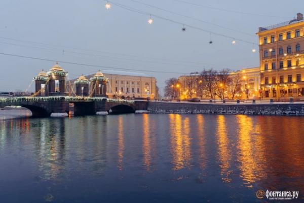 Гуляем по новогоднему Петербургу с &laquo;Фонтанкой&raquo;