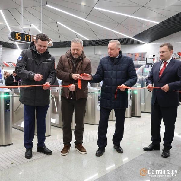 &laquo;Вы из какой организации?&raquo; &mdash; &laquo;Юго-Запад&raquo;. Как Петербург получил две новые станции метро