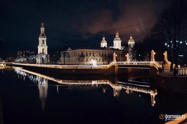 Гуляем по новогоднему Петербургу с &laquo;Фонтанкой&raquo;