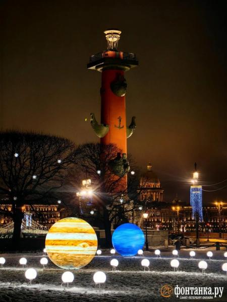 Гуляем по новогоднему Петербургу с &laquo;Фонтанкой&raquo;