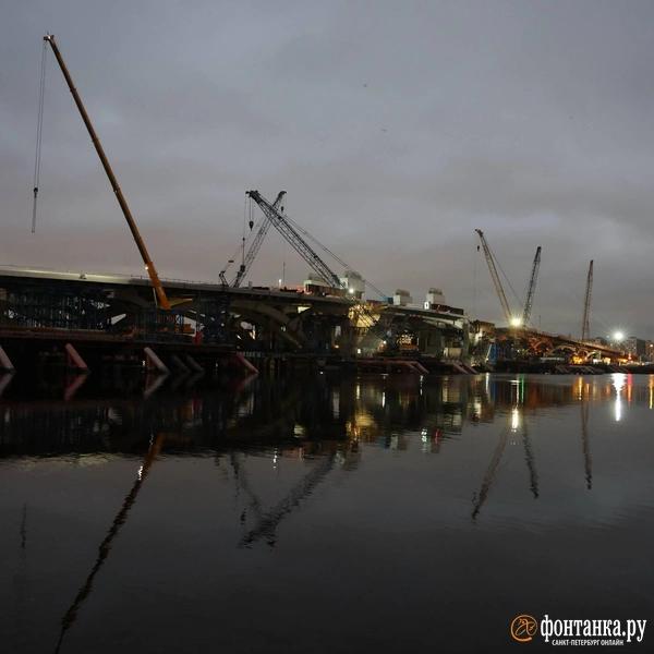 Два моста у одной реки. Кто построит переправы через Неву