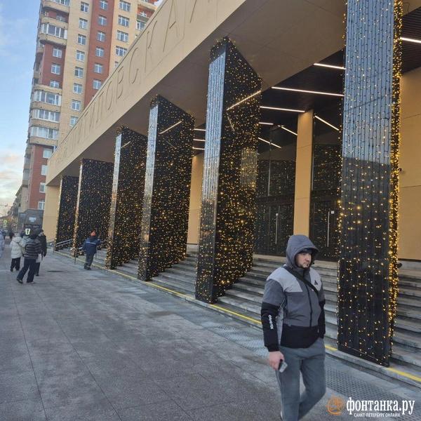 &laquo;Вы из какой организации?&raquo; &mdash; &laquo;Юго-Запад&raquo;. Как Петербург получил две новые станции метро