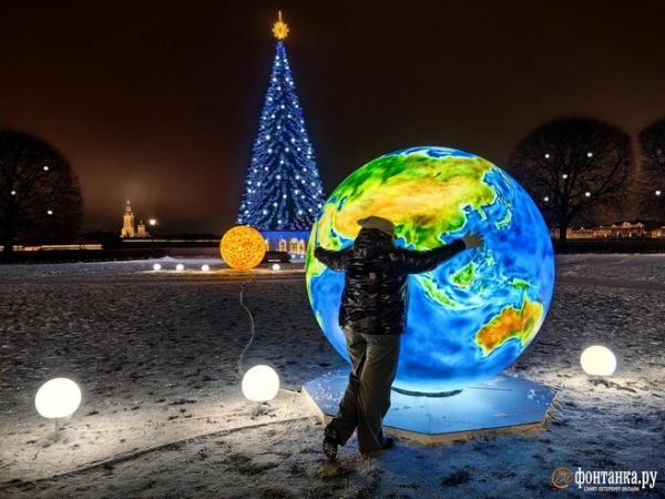 Гуляем по новогоднему Петербургу с &laquo;Фонтанкой&raquo;