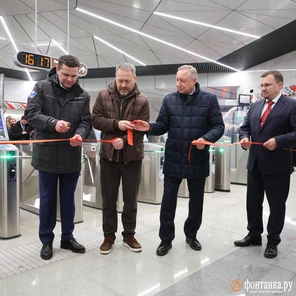 &laquo;Вы из какой организации?&raquo; &mdash; &laquo;Юго-Запад&raquo;. Как Петербург получил две новые станции метро