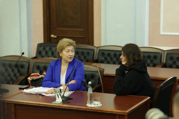 Кому досталась квартира Долиной? Хроника заседания Верховного суда, который решил судьбу элитного жилья