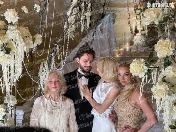 &laquo;Схема Долиной&raquo;, интервью Пугачевой, танцы Булановой и перепалка Мизулиной и Крида: главные звездные скандалы 2025 года