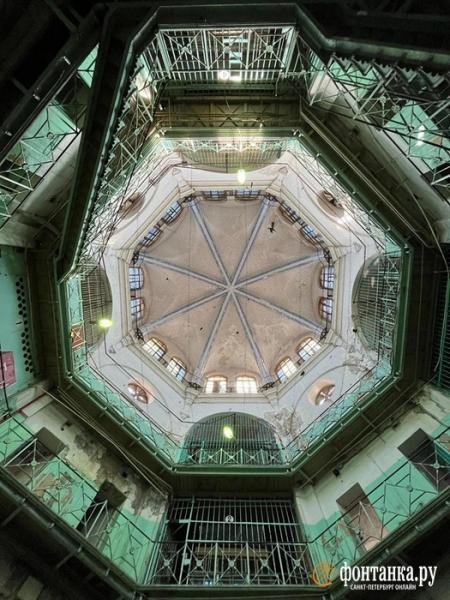 Пропала тюрьма-старуха. Хозяину новых &laquo;Крестов&raquo; никто не пишет интересное