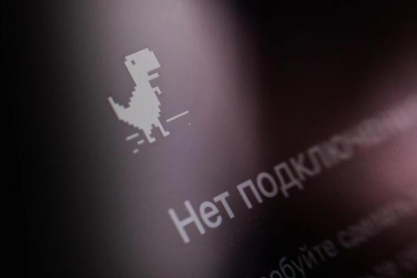 В Петербурге снова сбои мобильного интернета. Рассказываем, что с этим делать